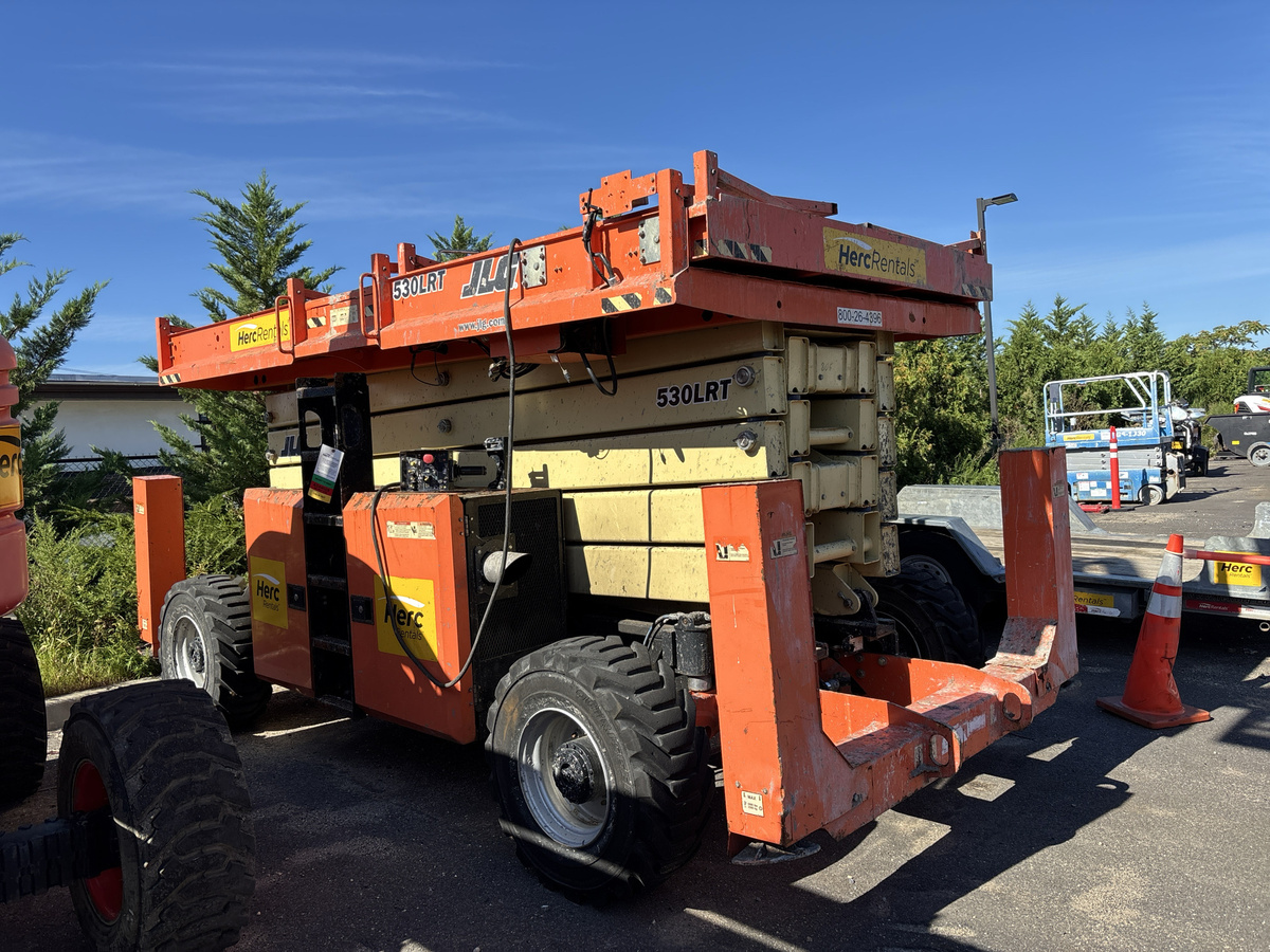 2019 JLG 530LRT