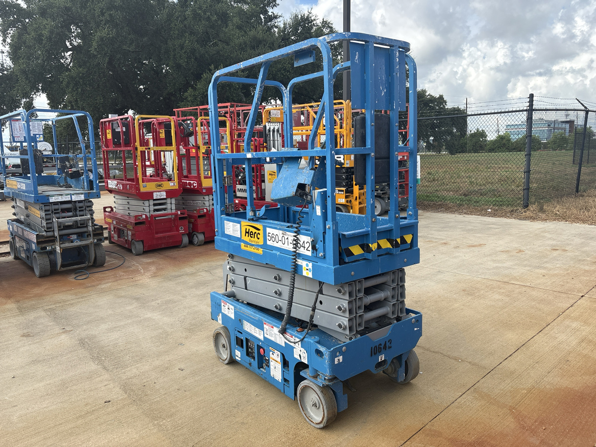 2019 Genie GS1330M-4