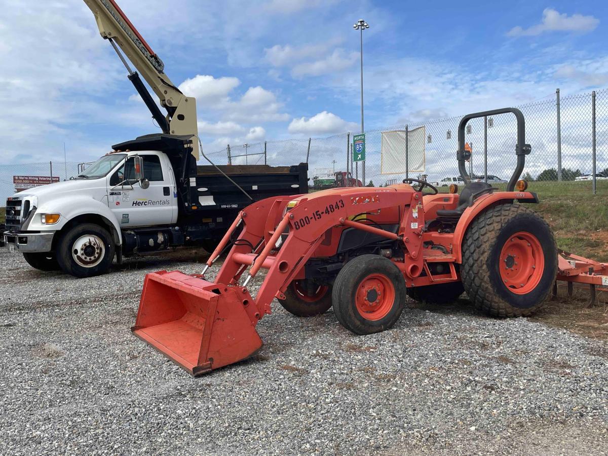 2017 Kubota L4701