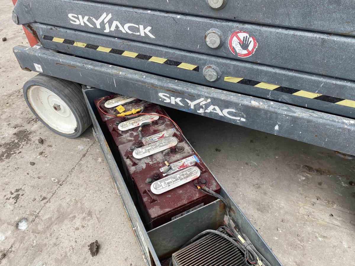 2017 Skyjack SJ3226