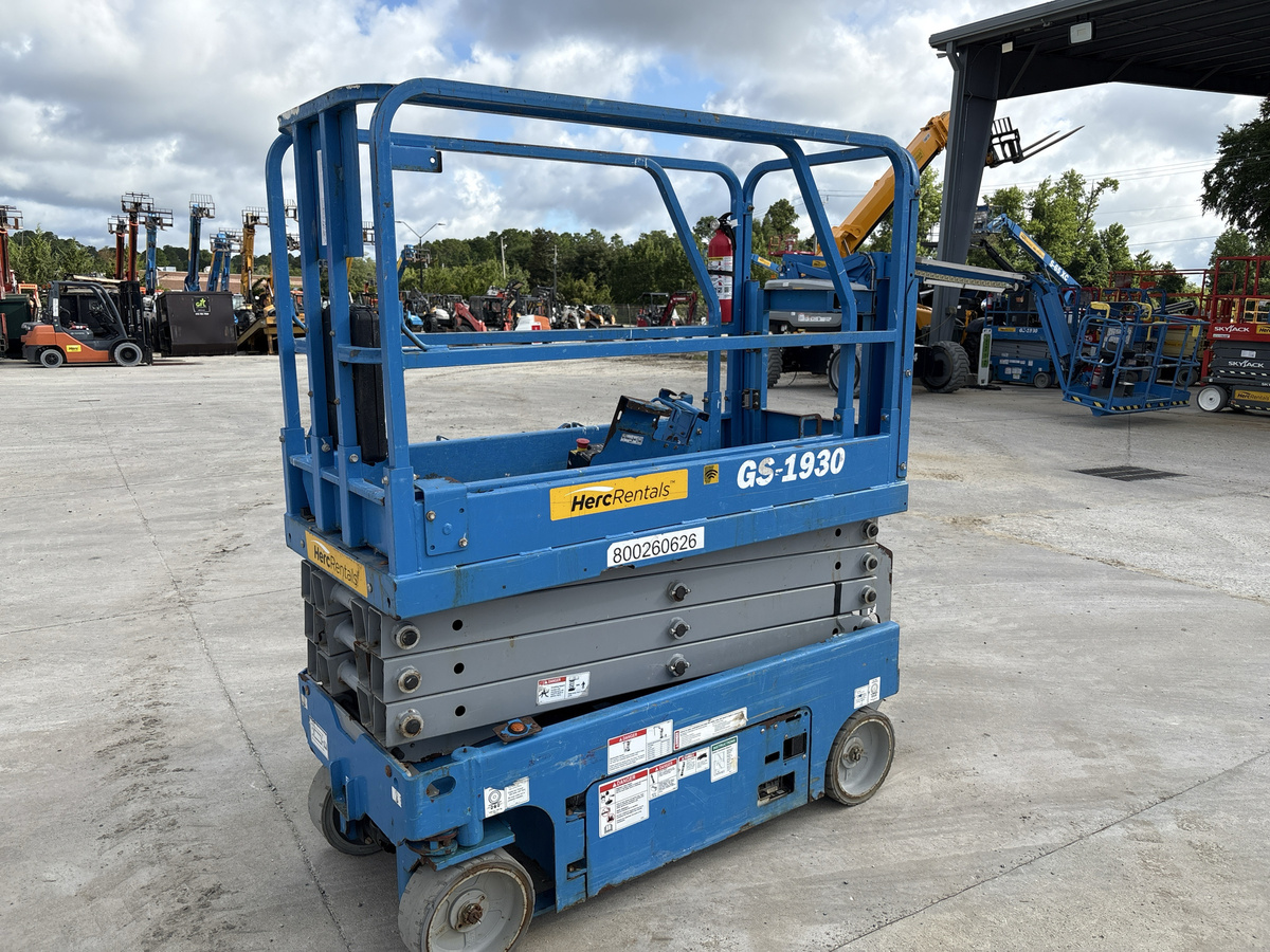 2019 Genie GS-1930
