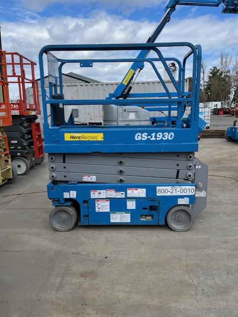 2018 Genie GS-1930