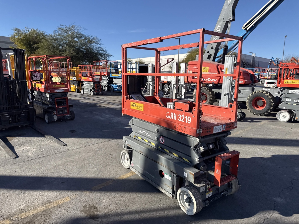 2017 Skyjack SJ3219-3