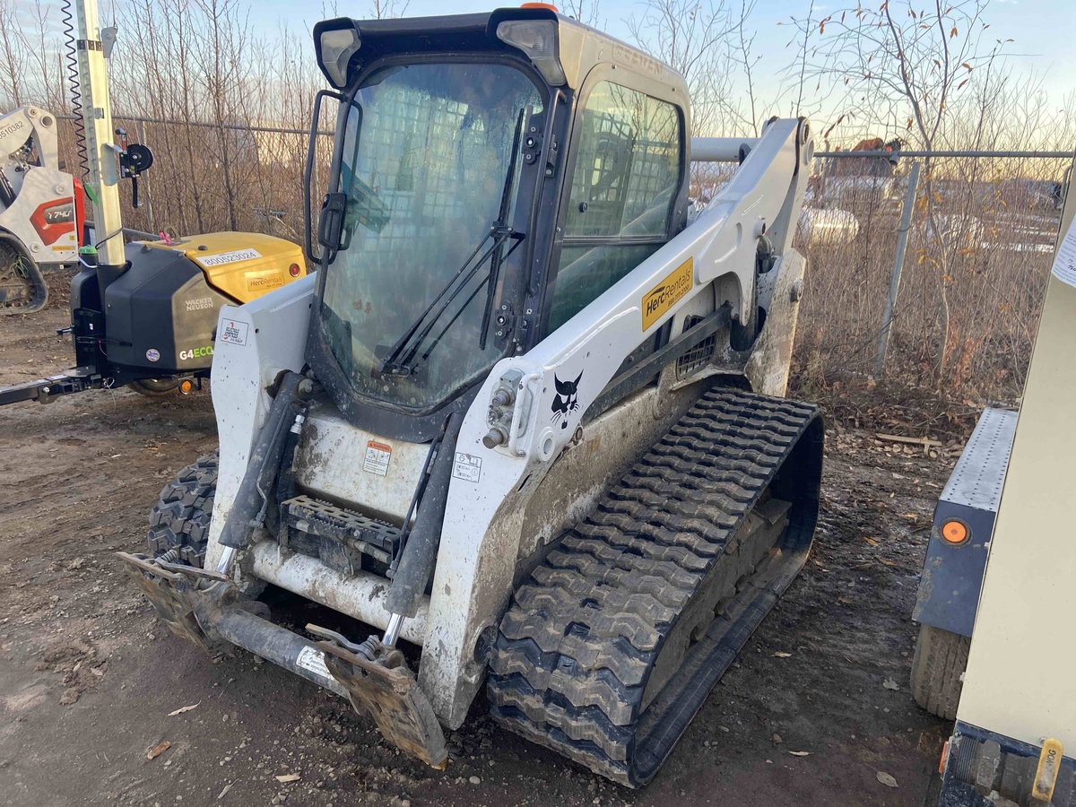 2022 Bobcat T740