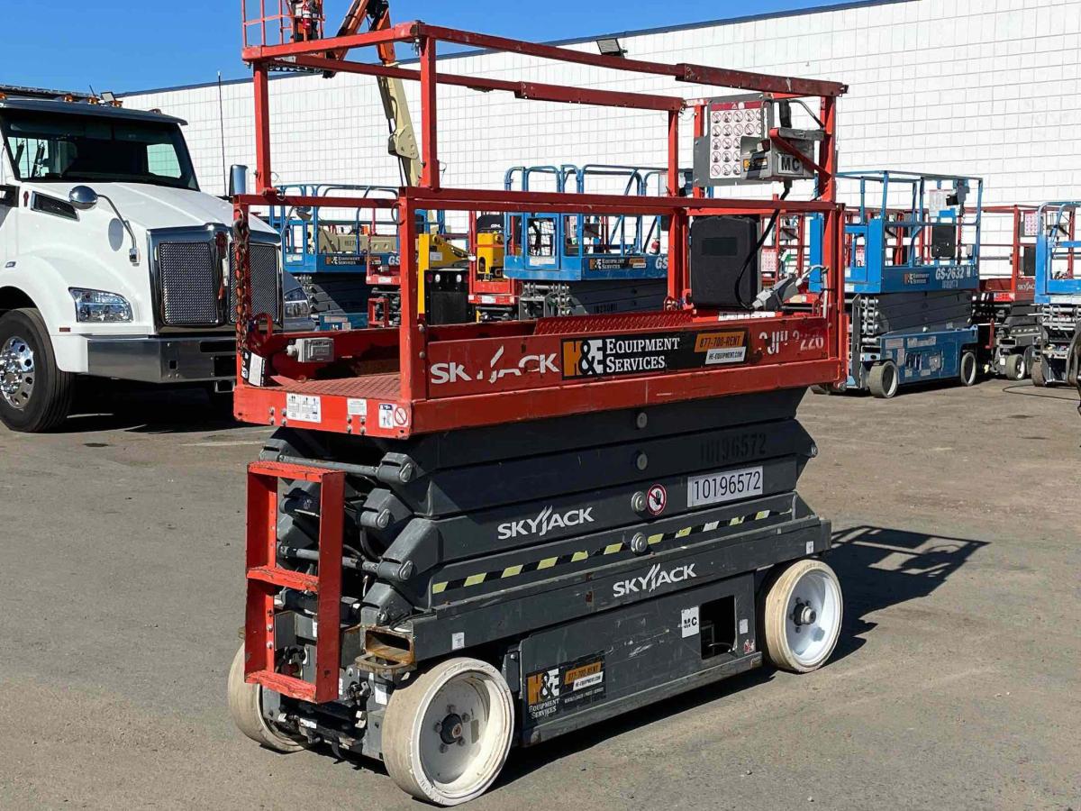 2016 Skyjack SJ3226
