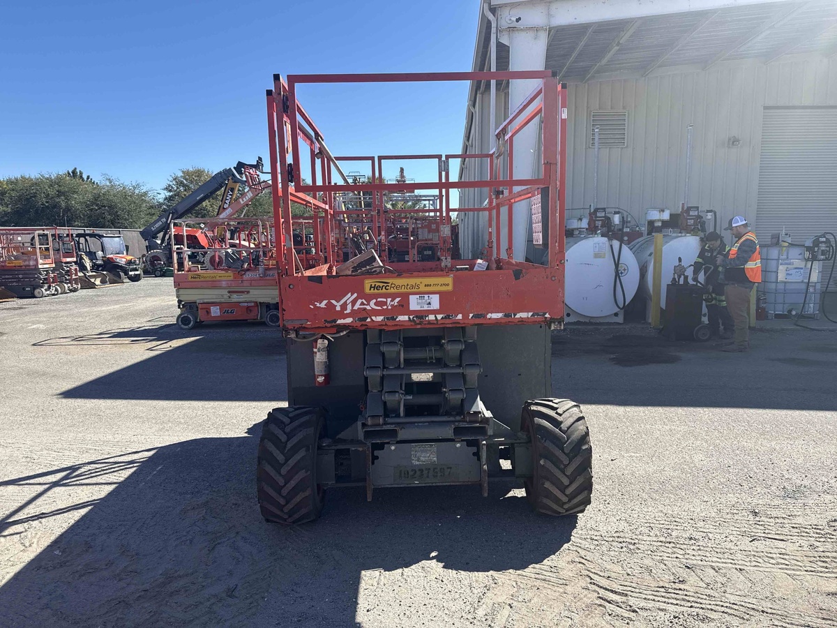 2018 Skyjack SJ-6826RT-4