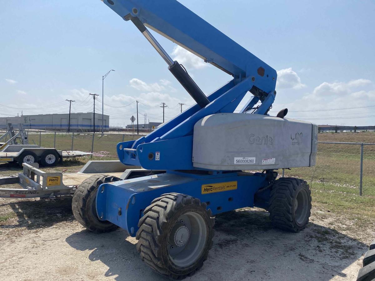 2017 Genie S-85