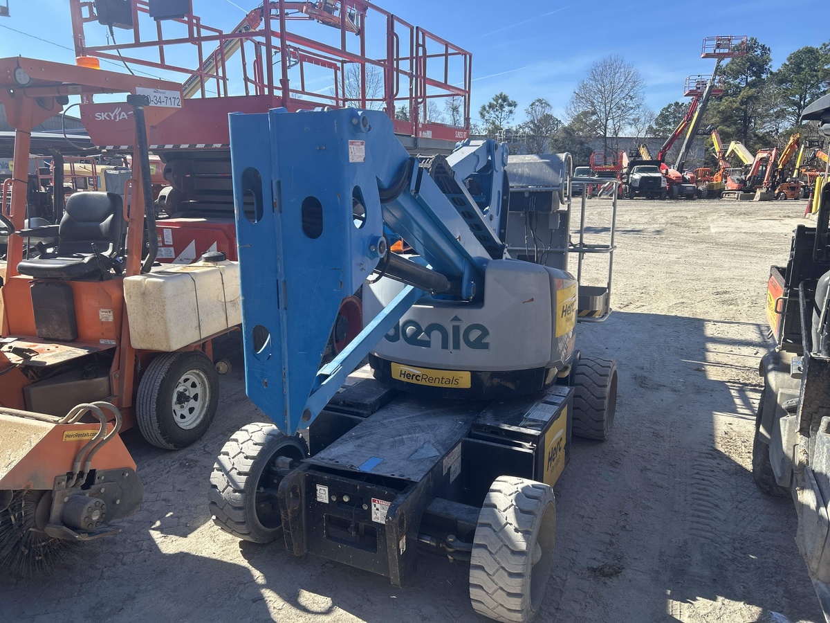 2017 Genie Z-33/18-4