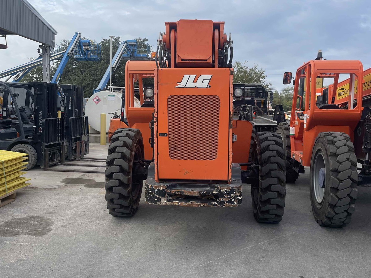 2017 SkyTrak 10054-8