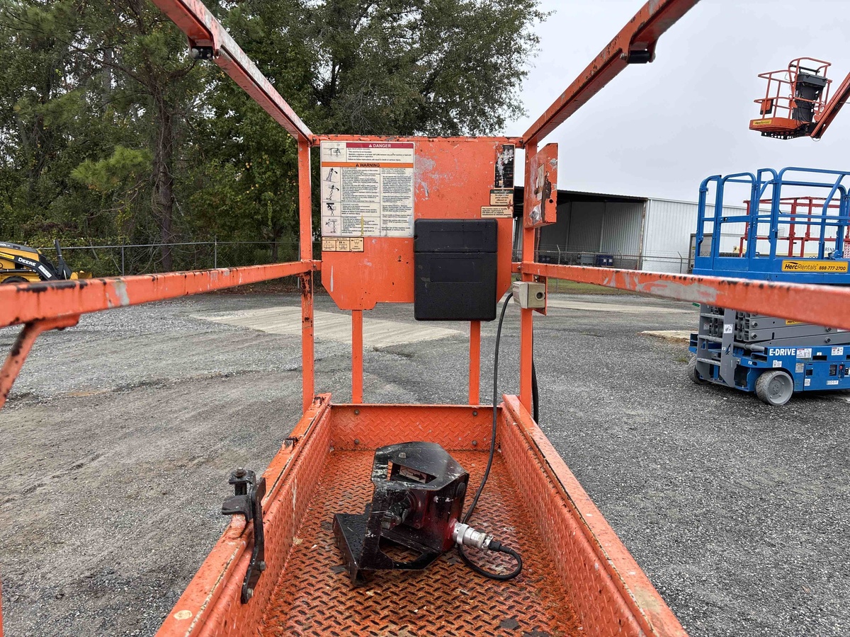 2018 JLG 1932R-7