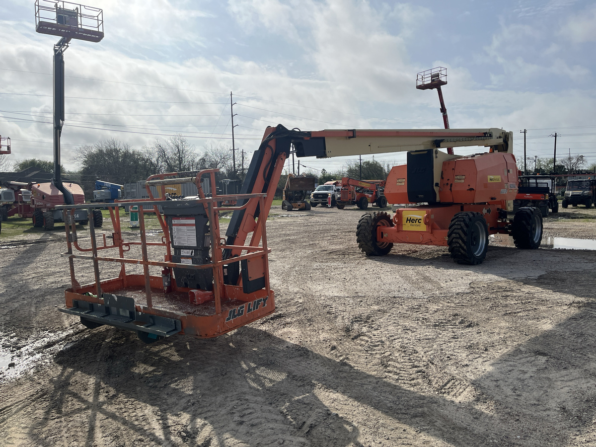 2018 JLG 800AJ-3