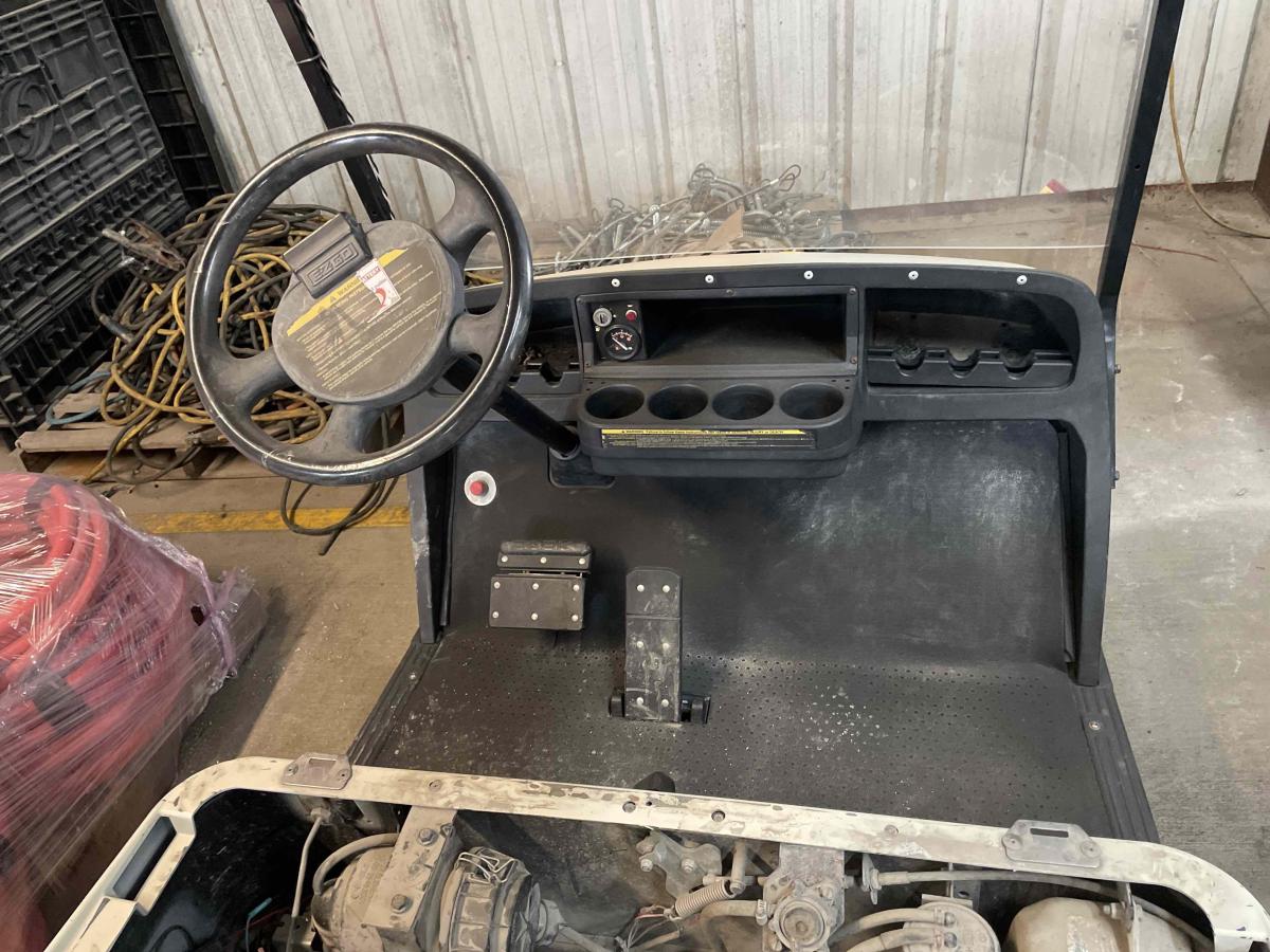 2014 Cushman Shuttle 2+2