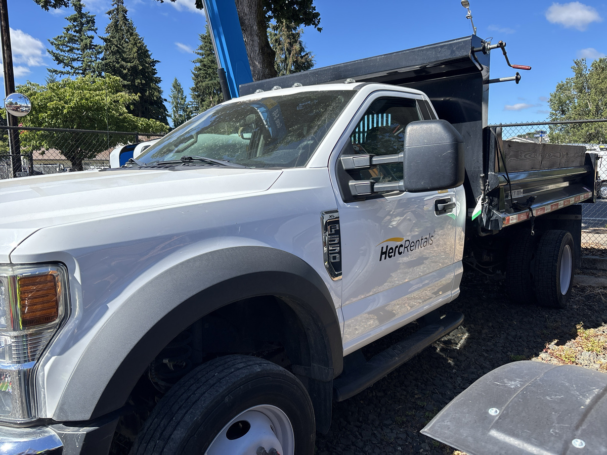 2021 Ford F550-2