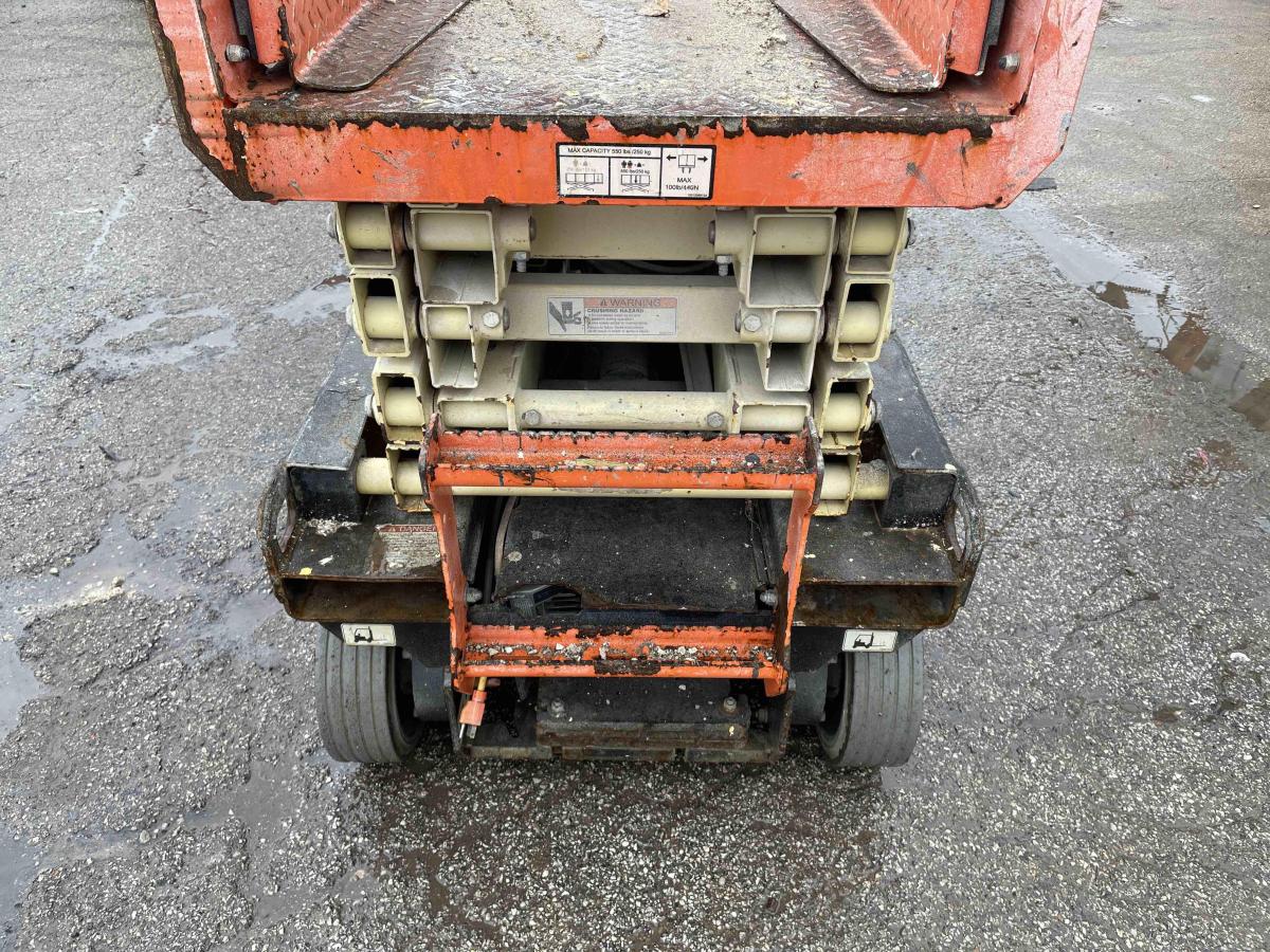 2018 JLG 1932R