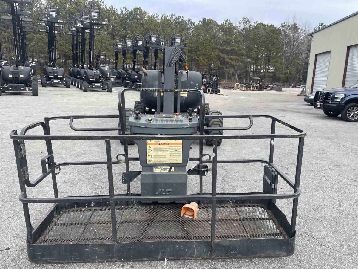 2015 JLG 600AJ