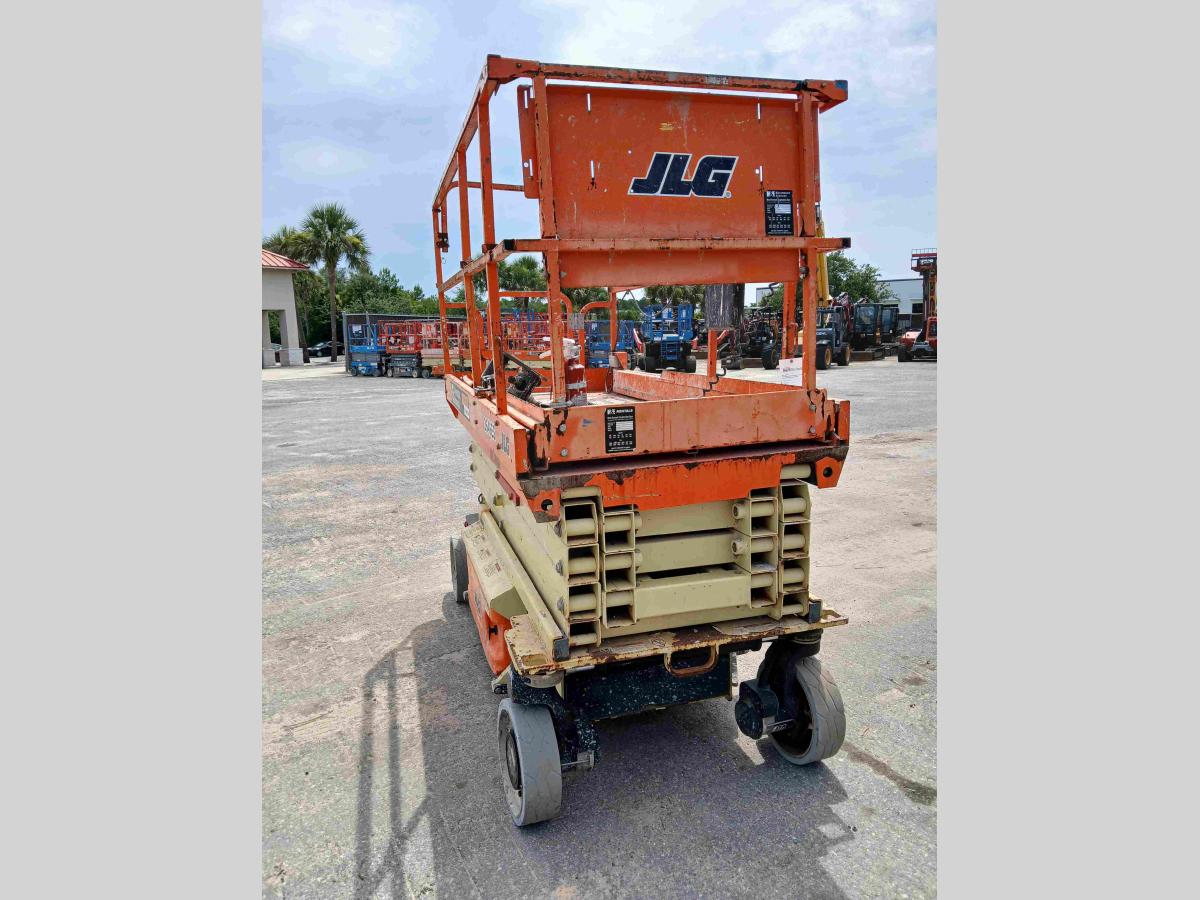 2018 JLG 2646ES-4