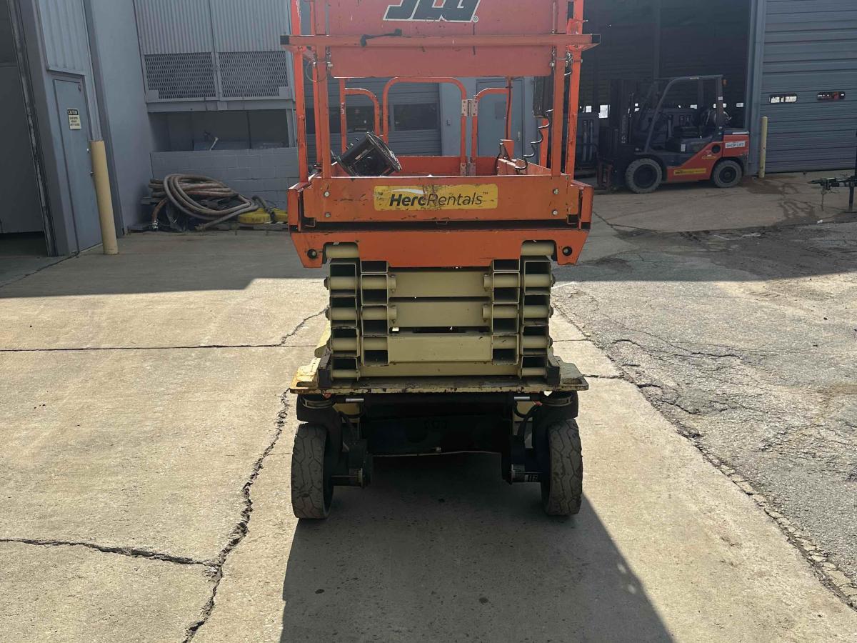 2018 JLG 3246ES