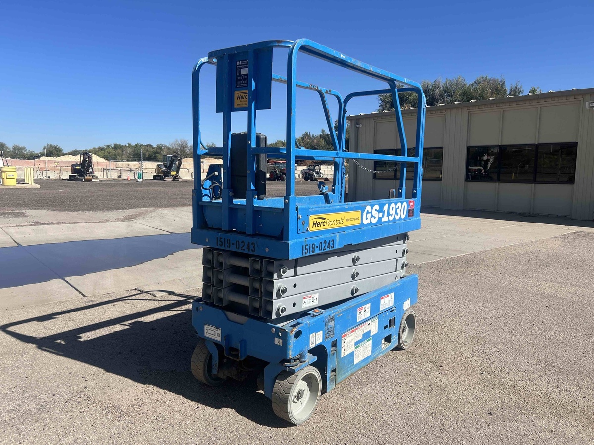 2016 Genie GS-1930