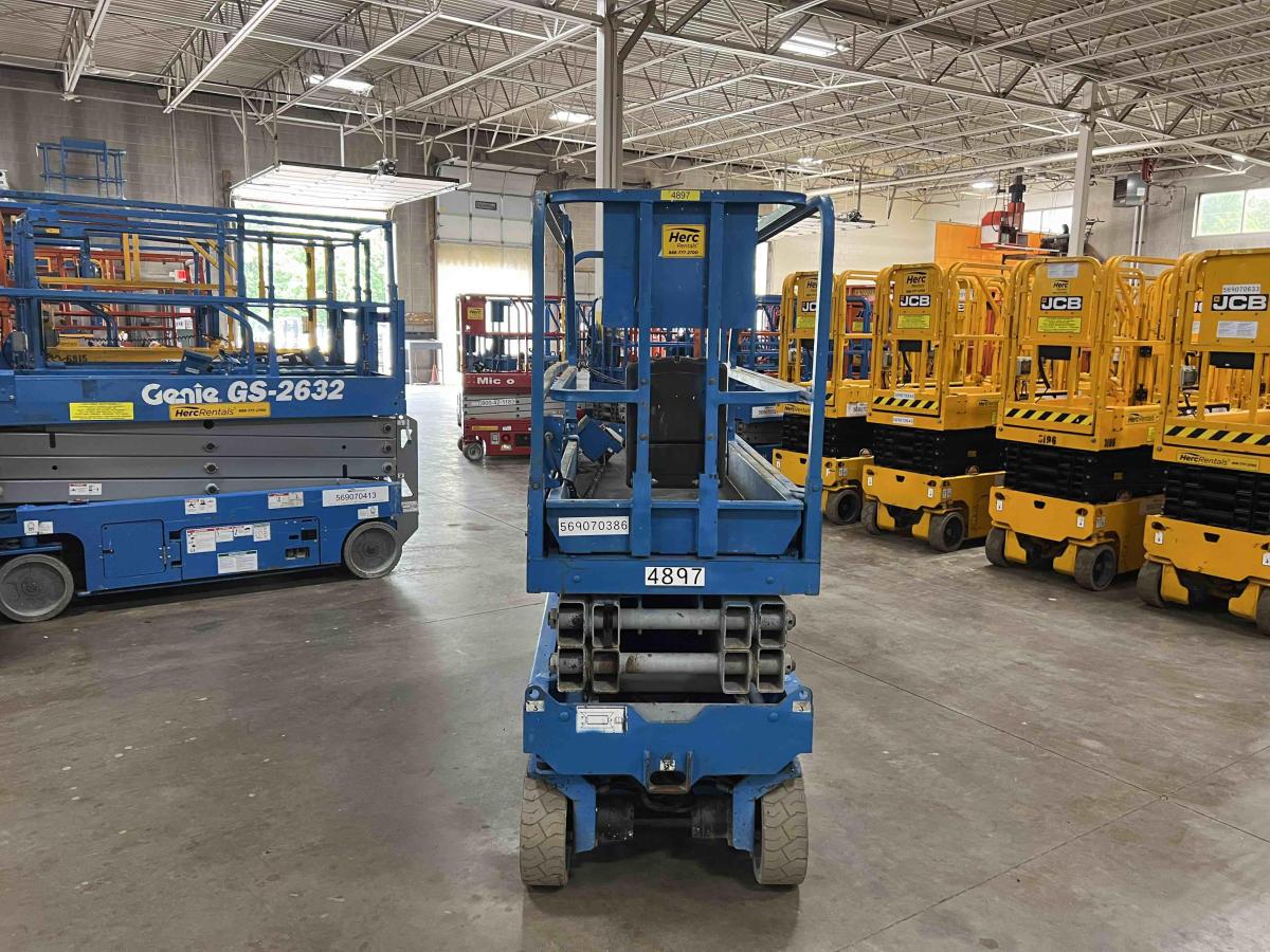 2013 Genie GS-2032