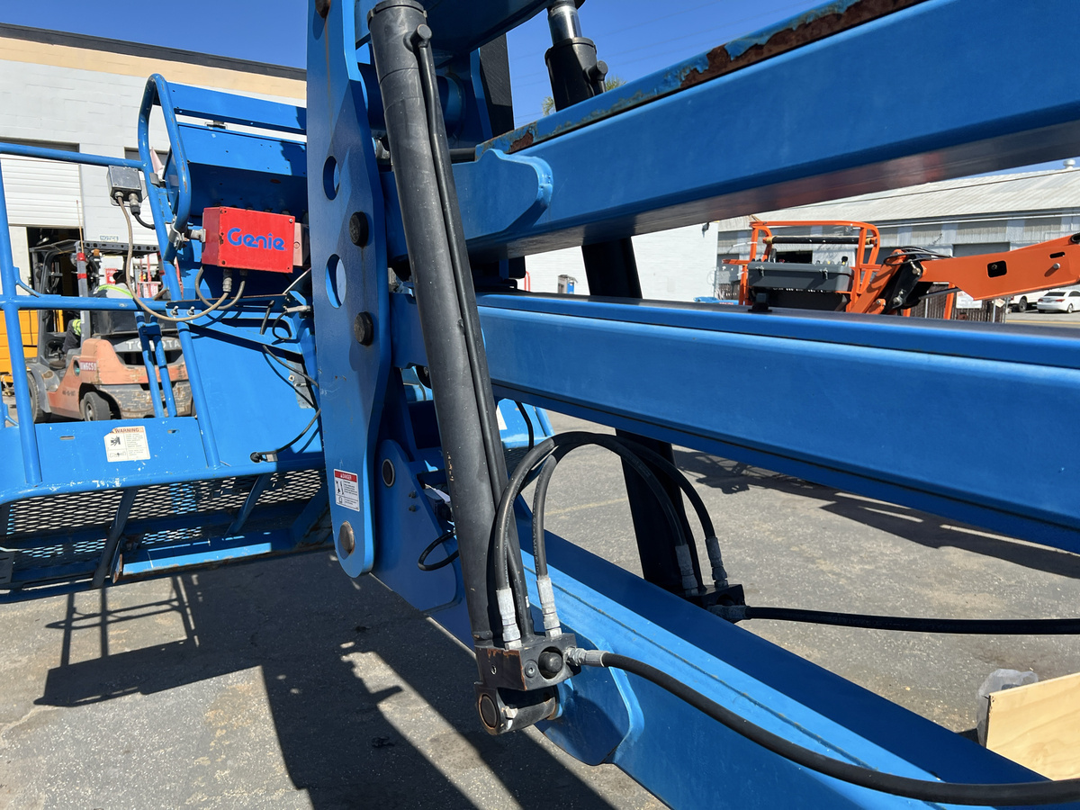 2014 Genie Z-45/25J-17