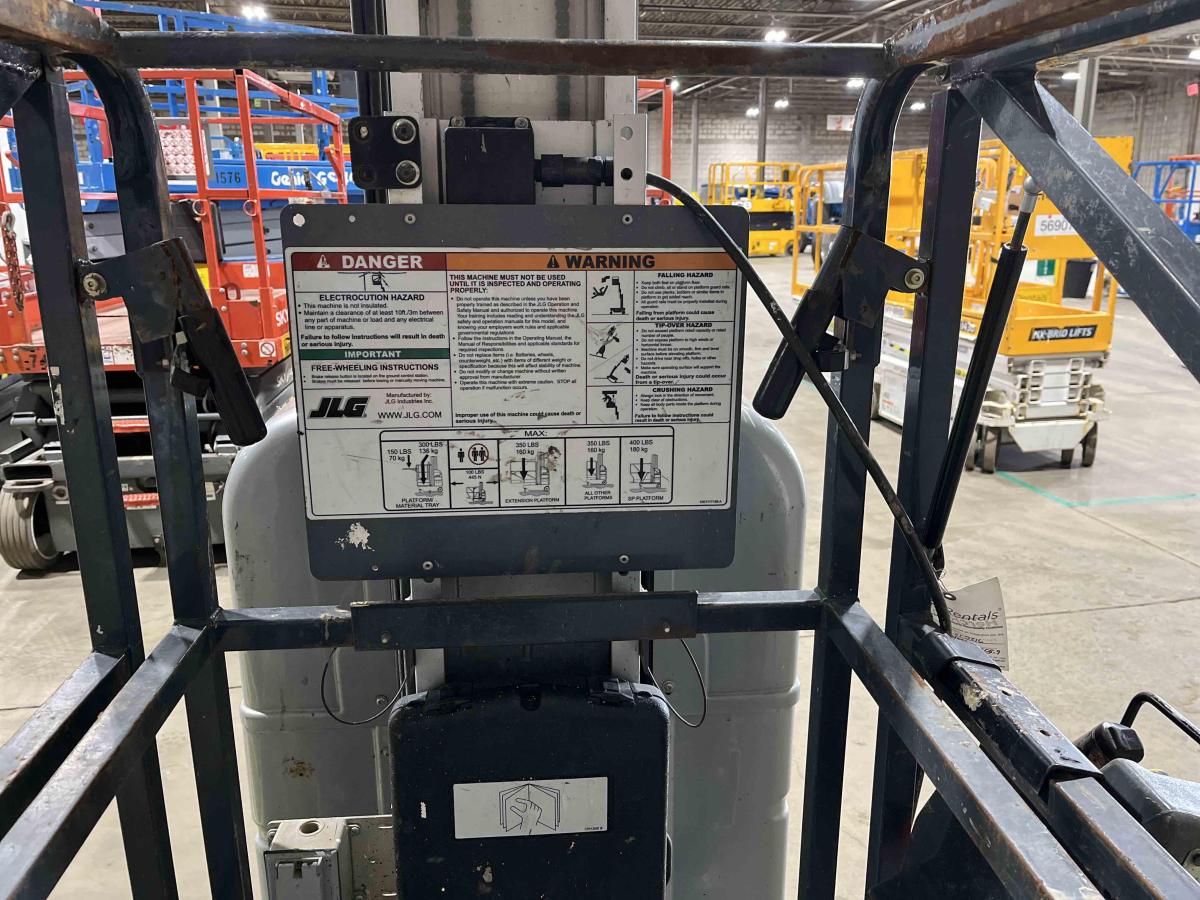 2018 JLG 20MVL