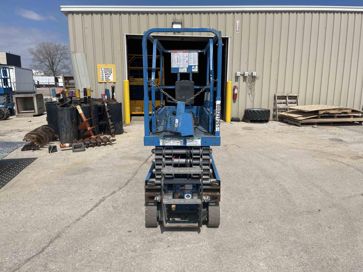 2018 Genie GS-1930