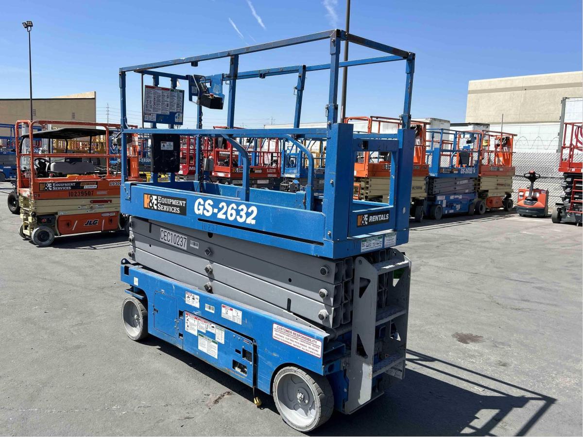 2017 Genie GS-2632