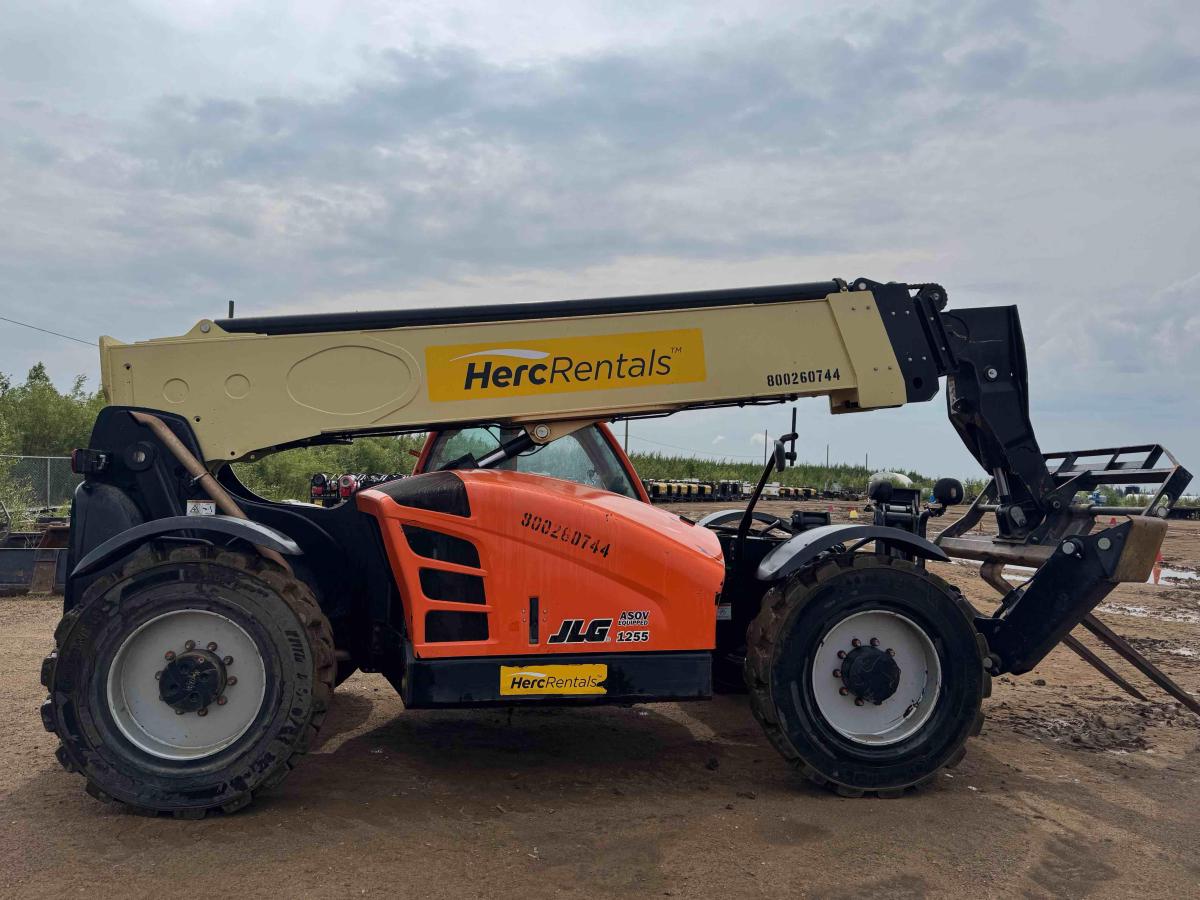 2019 JLG 1255-2