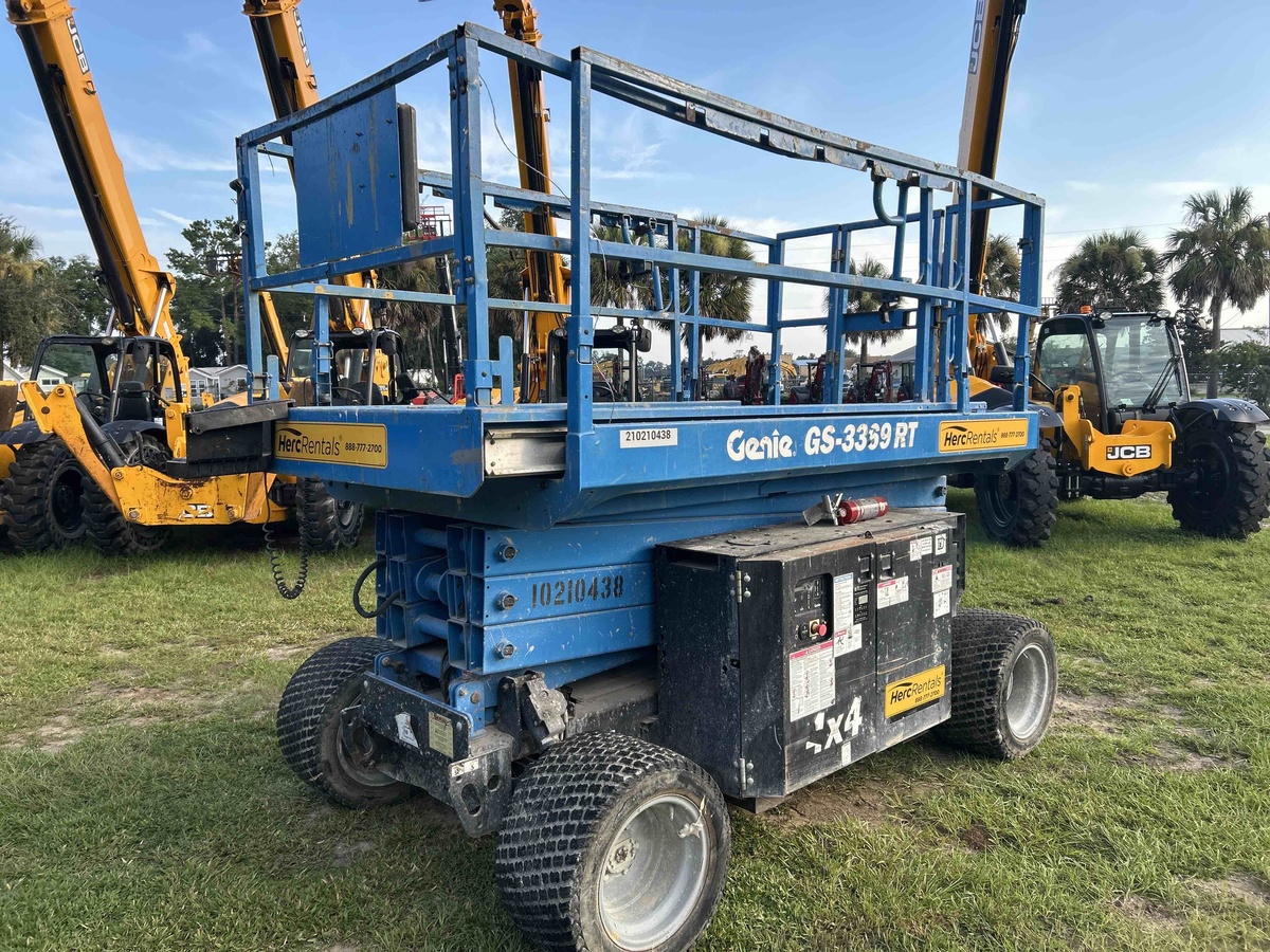 2017 Genie GS-3369 RT-4