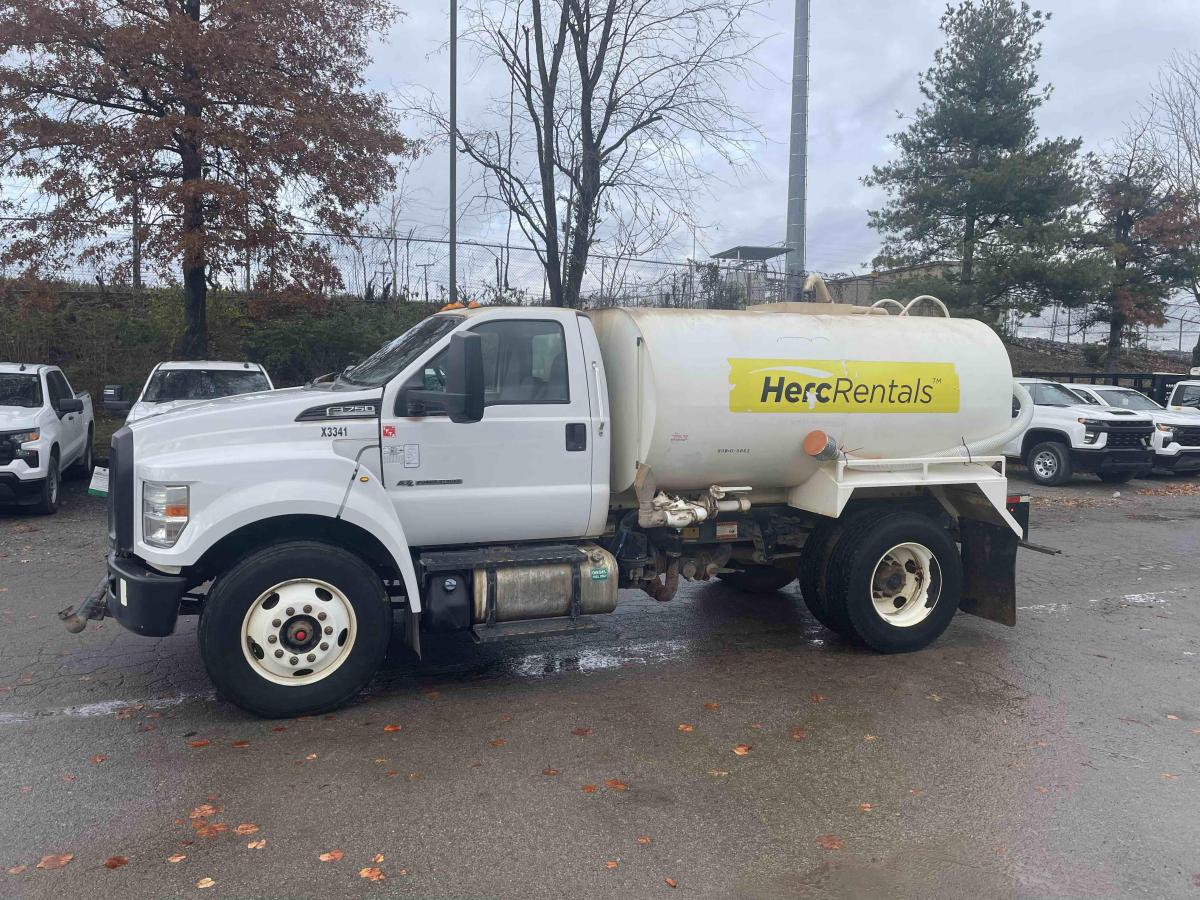 2016 Ford F750