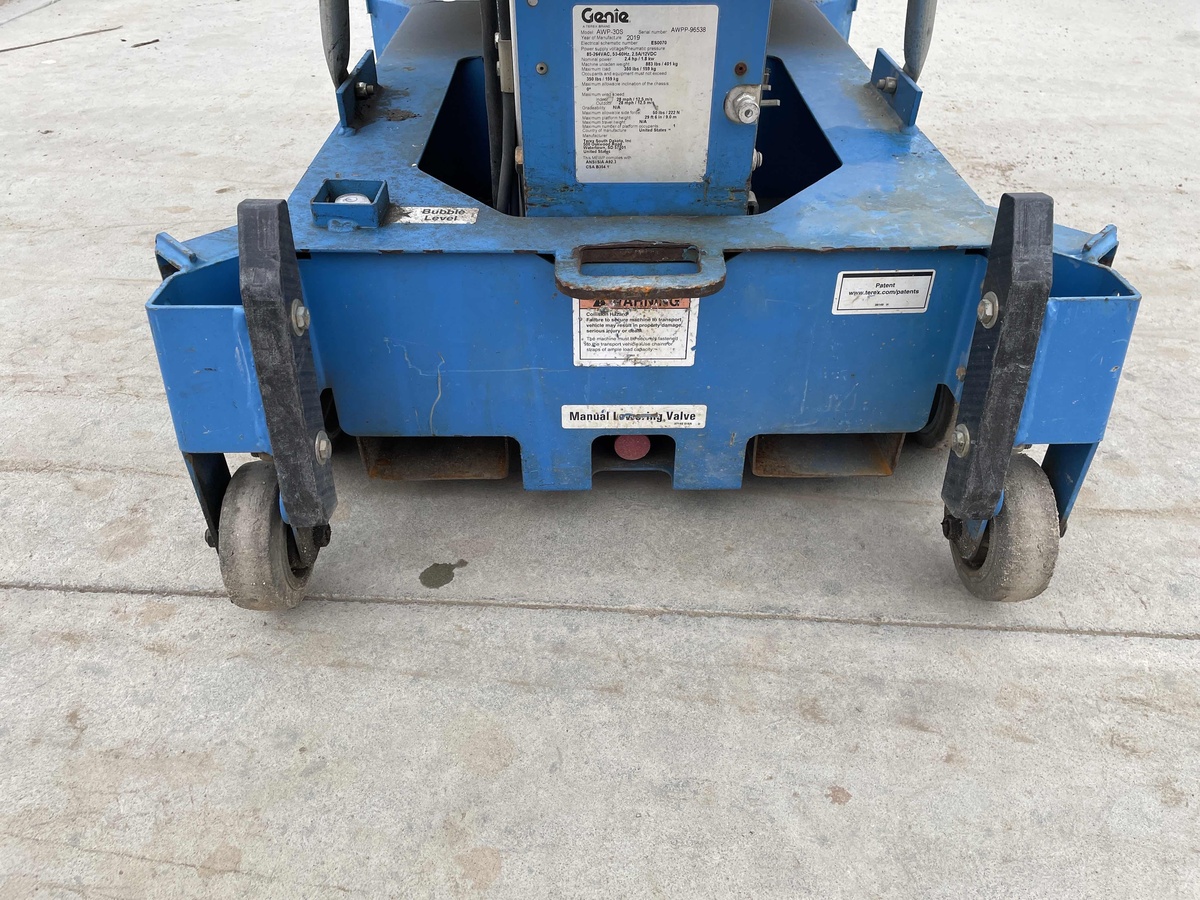 2019 Genie AWP-30S-10