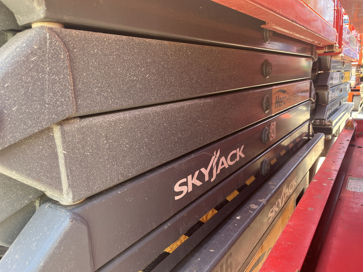 2017 Skyjack SJ4632-4
