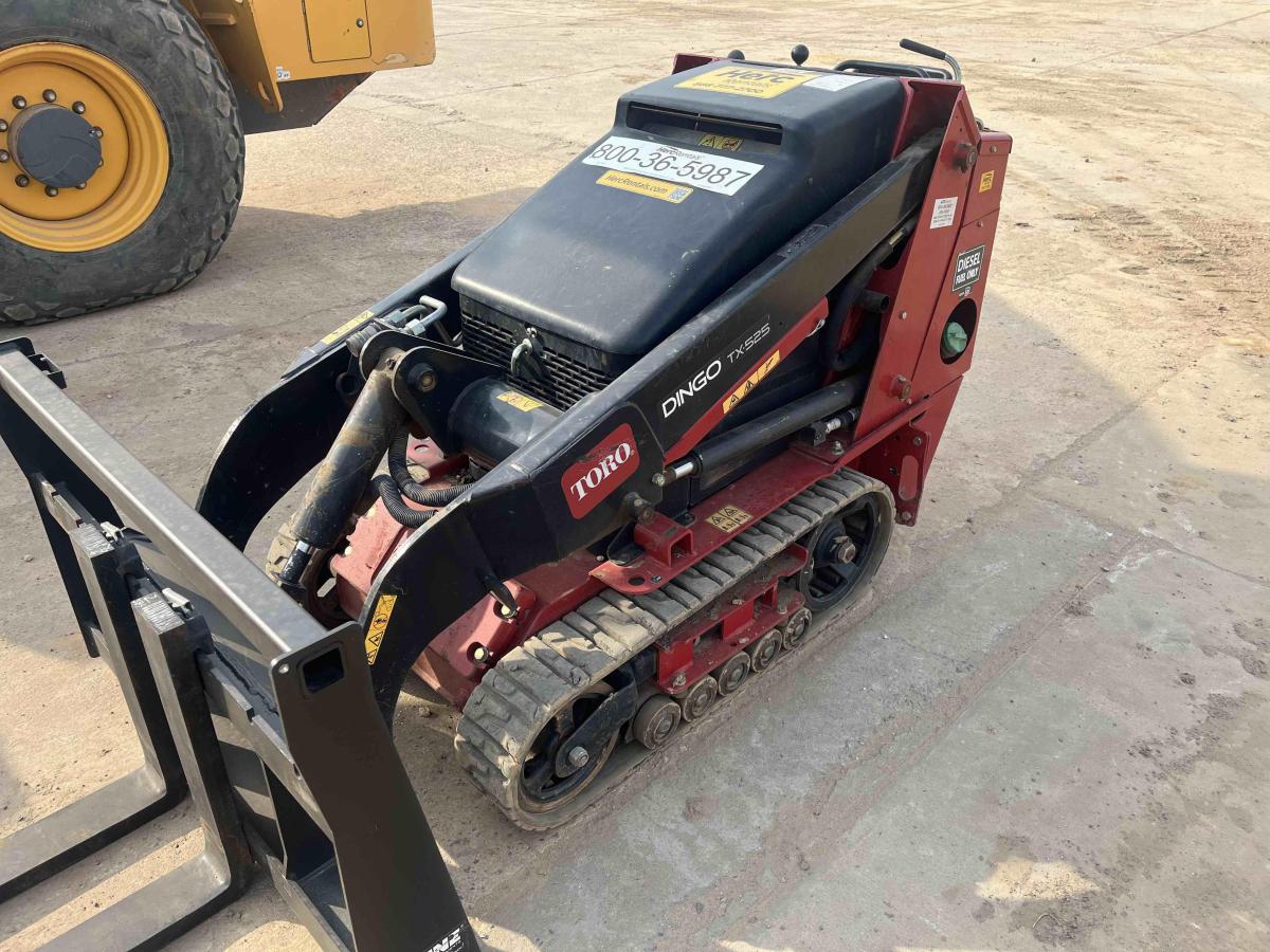2021 Toro DINGO TX525N