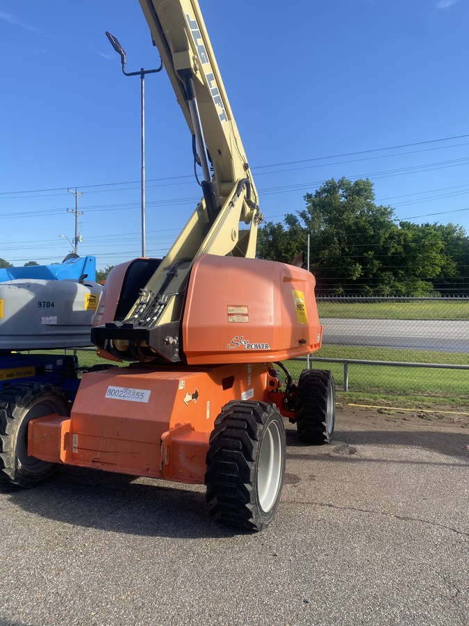 2018 JLG 660SJ