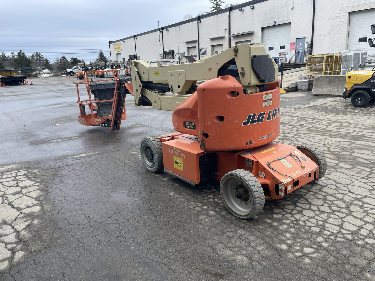 2016 JLG E400AJPN-4