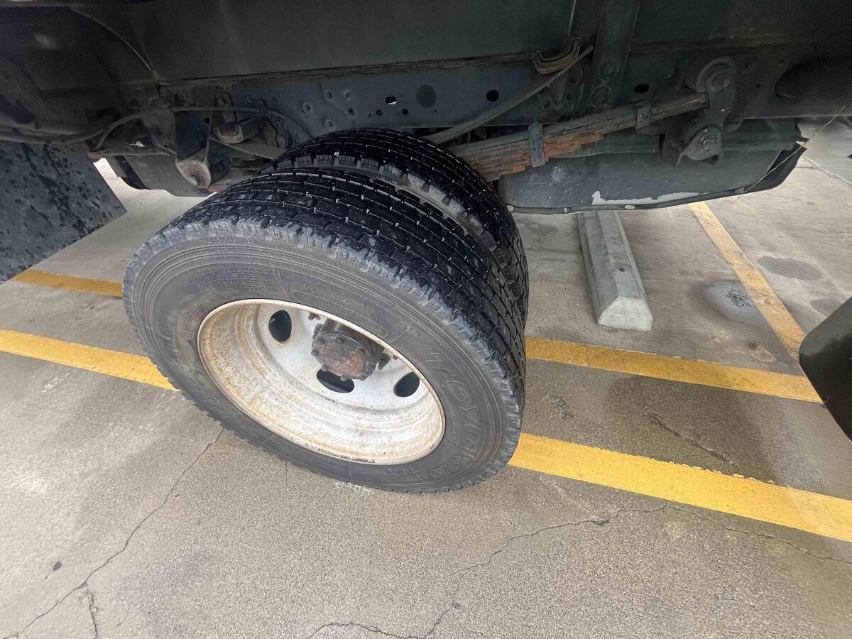 2016 Ford F550-6