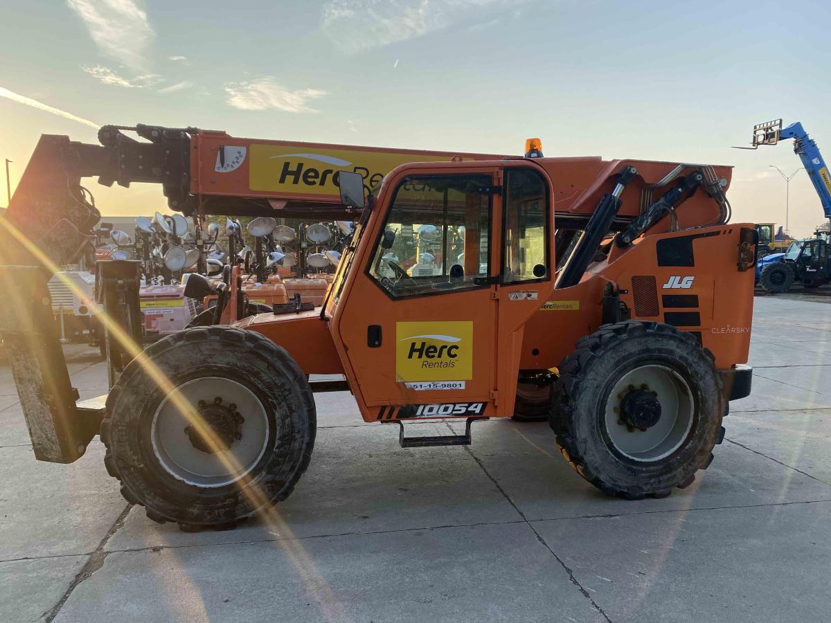 2018 SkyTrak 10054