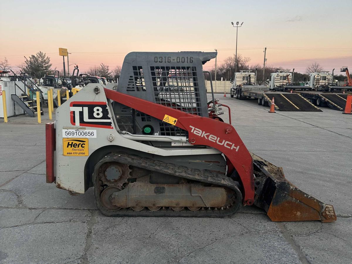 2020 Takeuchi TL8