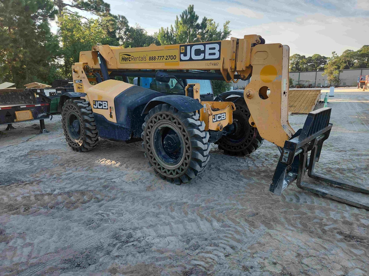 2019 JCB 507-42-1