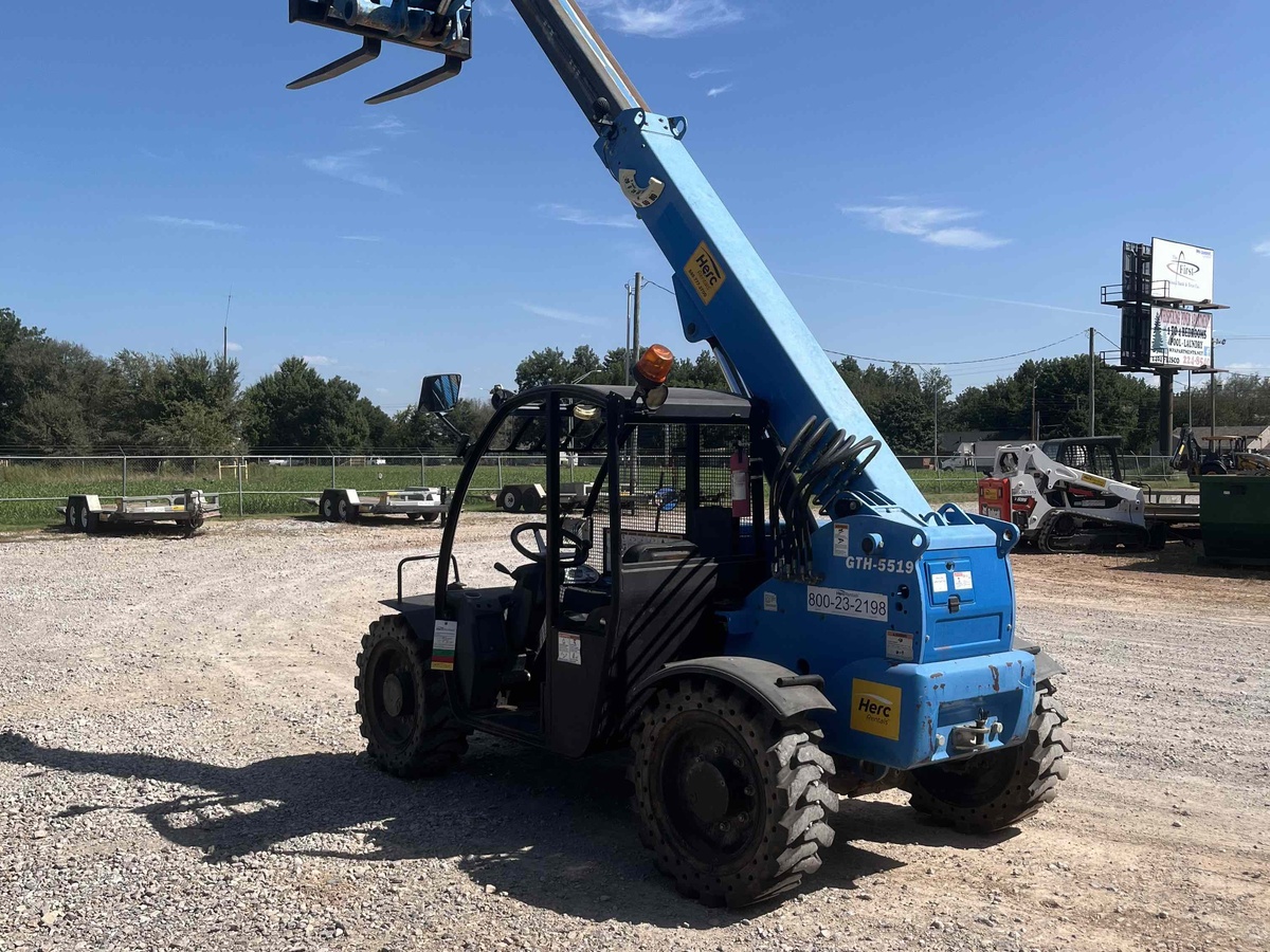 2018 Genie GTH-5519-4