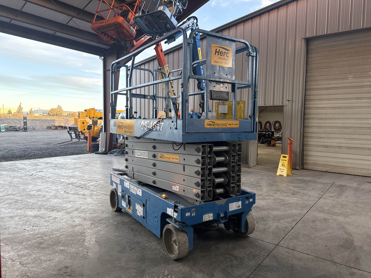 2017 Genie GS-4047-2