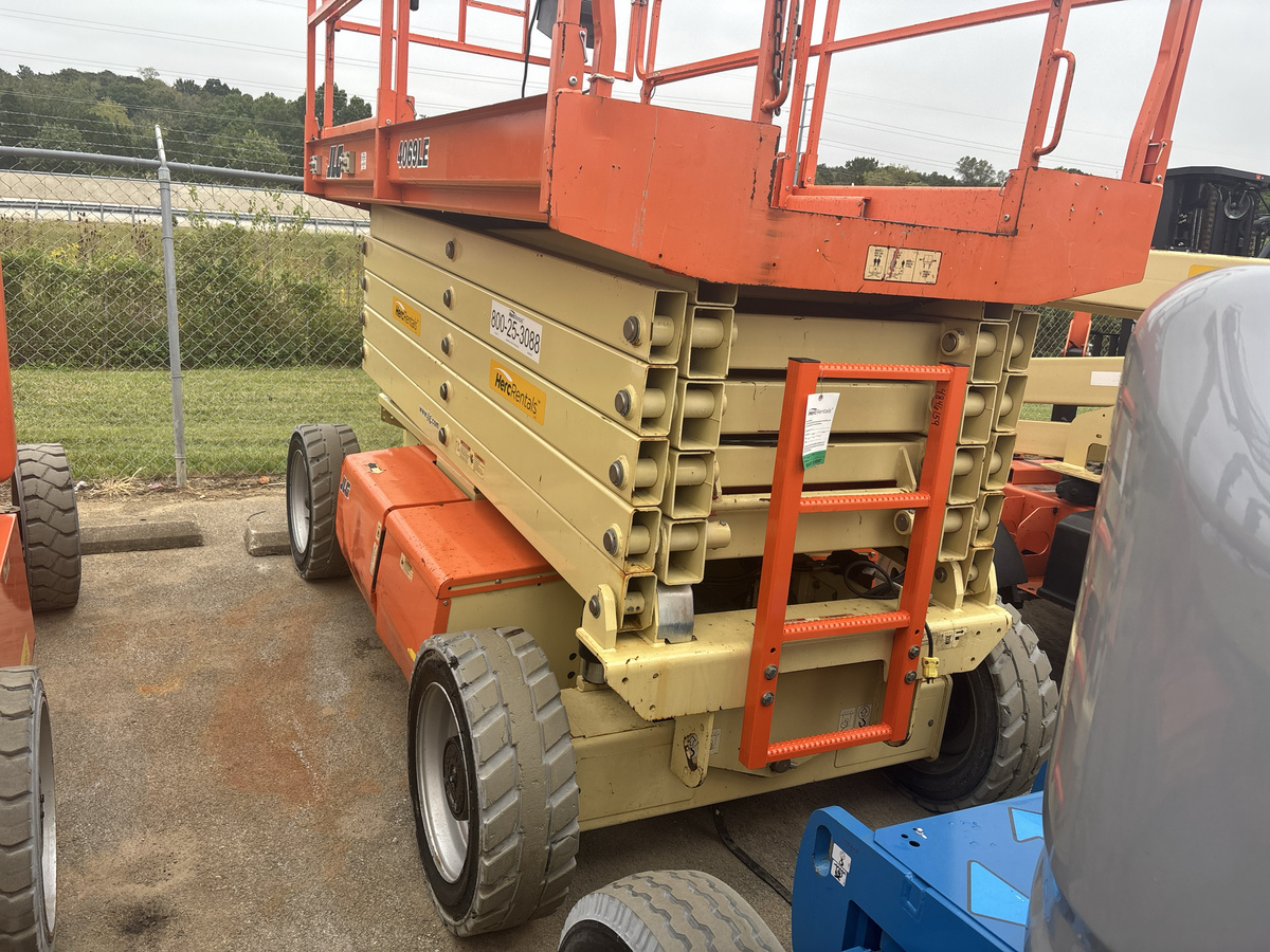 2019 JLG 4069LE-2