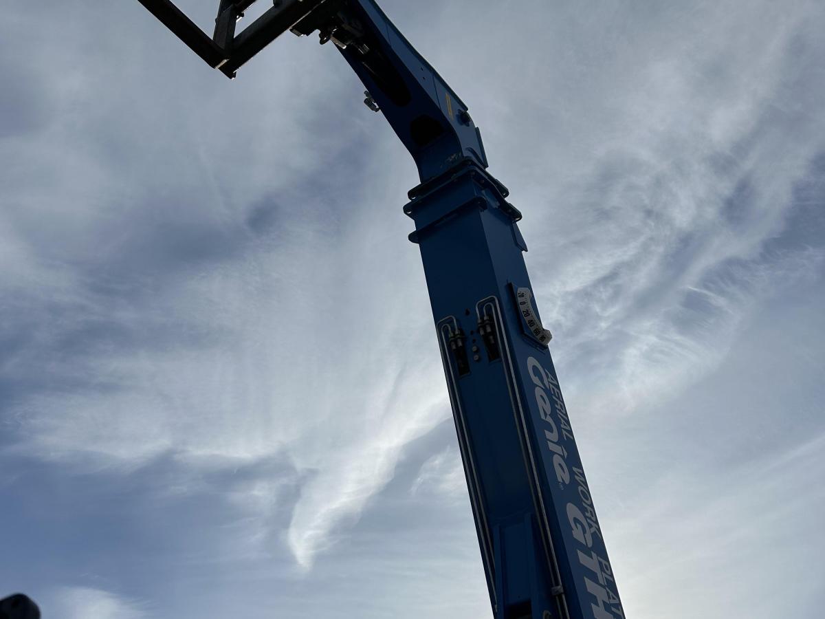 2021 Genie GTH-636