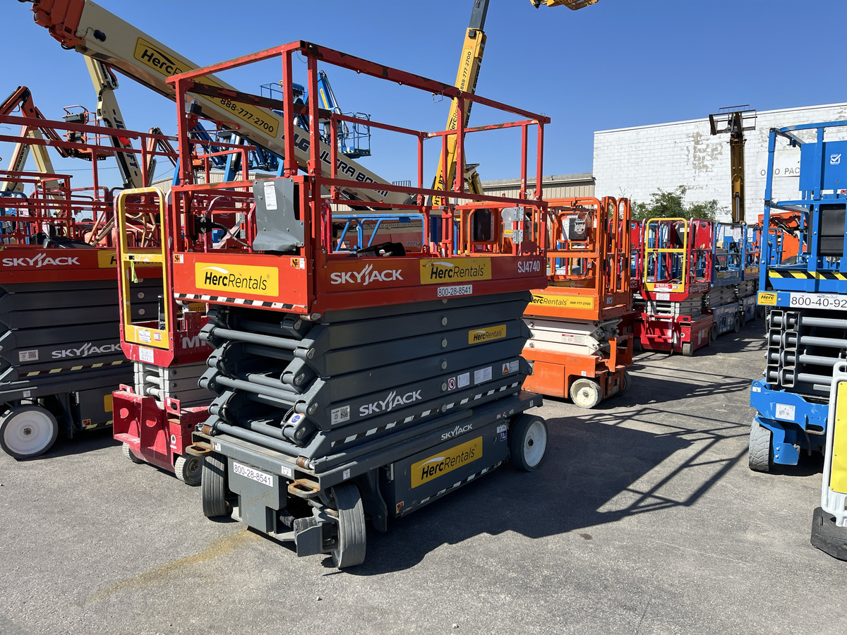2020 Skyjack SJ4740