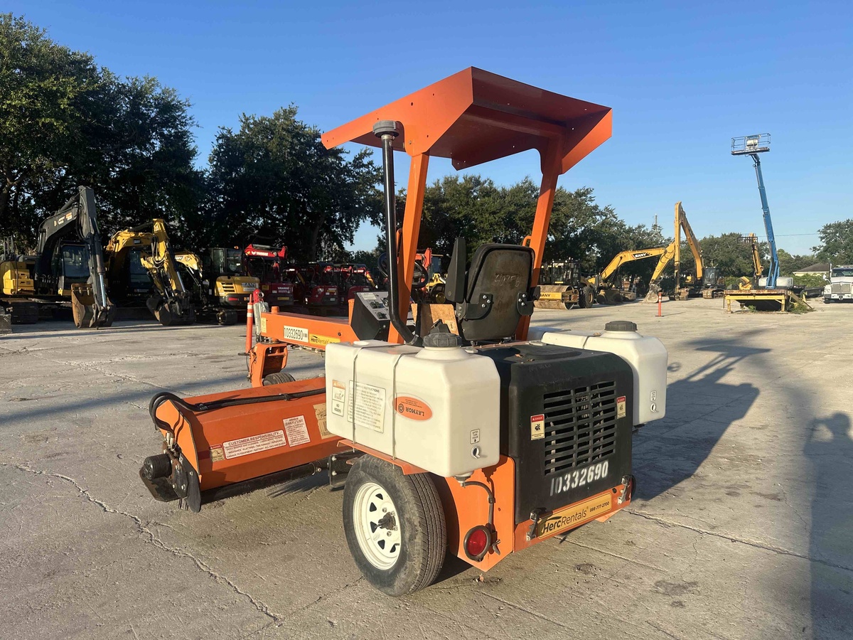 2021 LayMor SM300-4