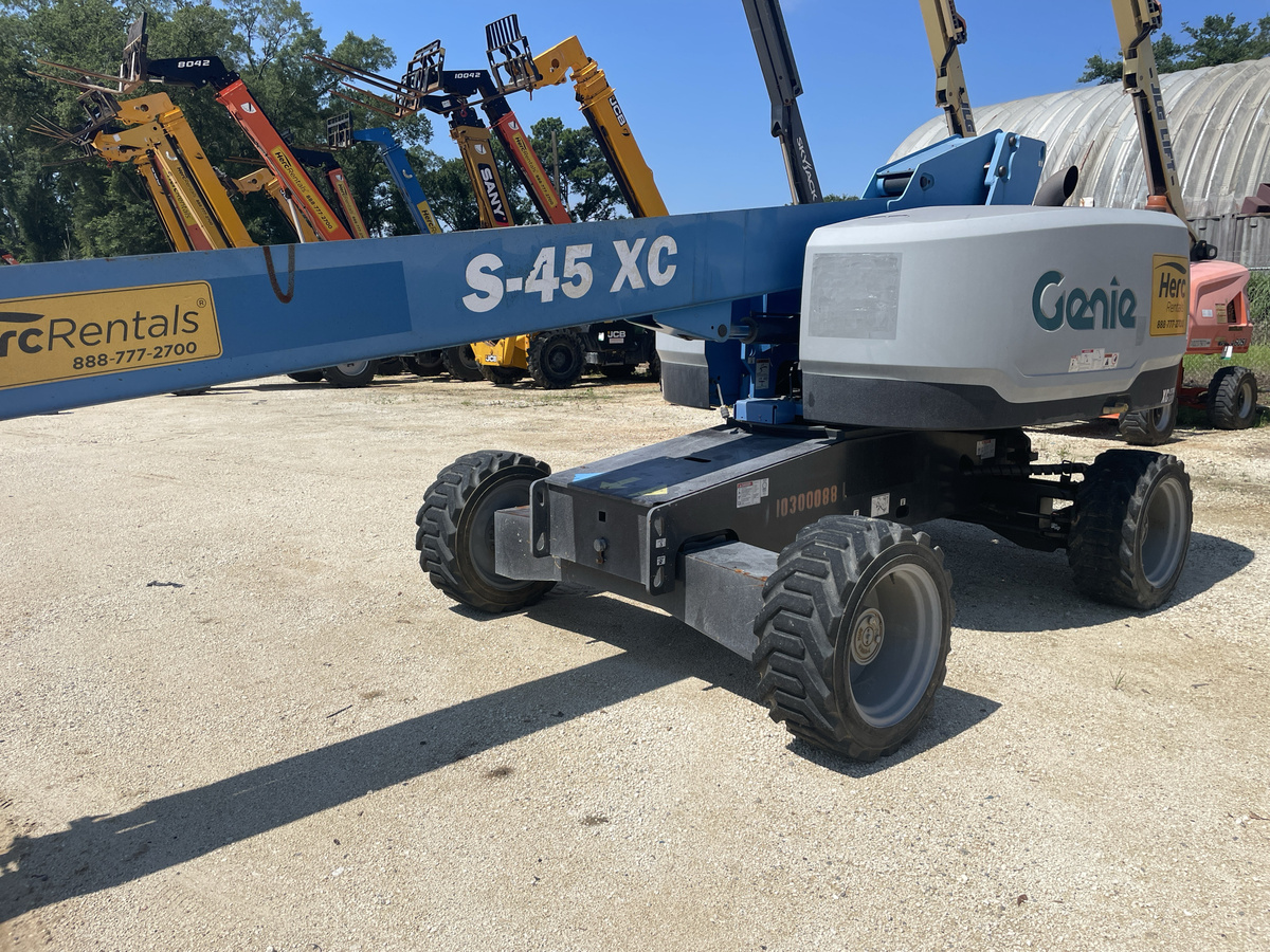 2020 Genie S-45XC