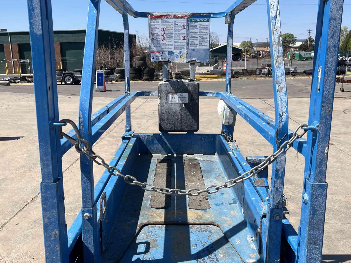 2018 Genie GS-1930