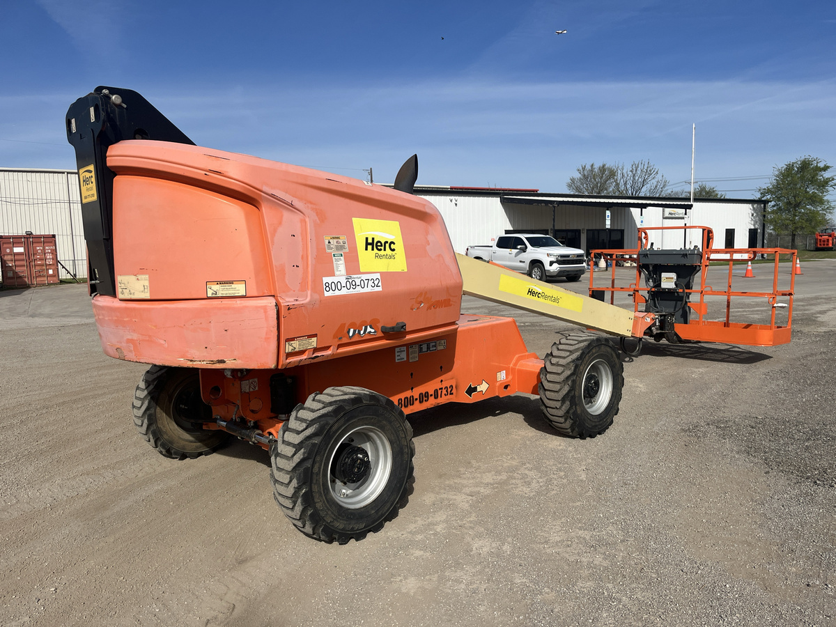 2016 JLG 400S-4