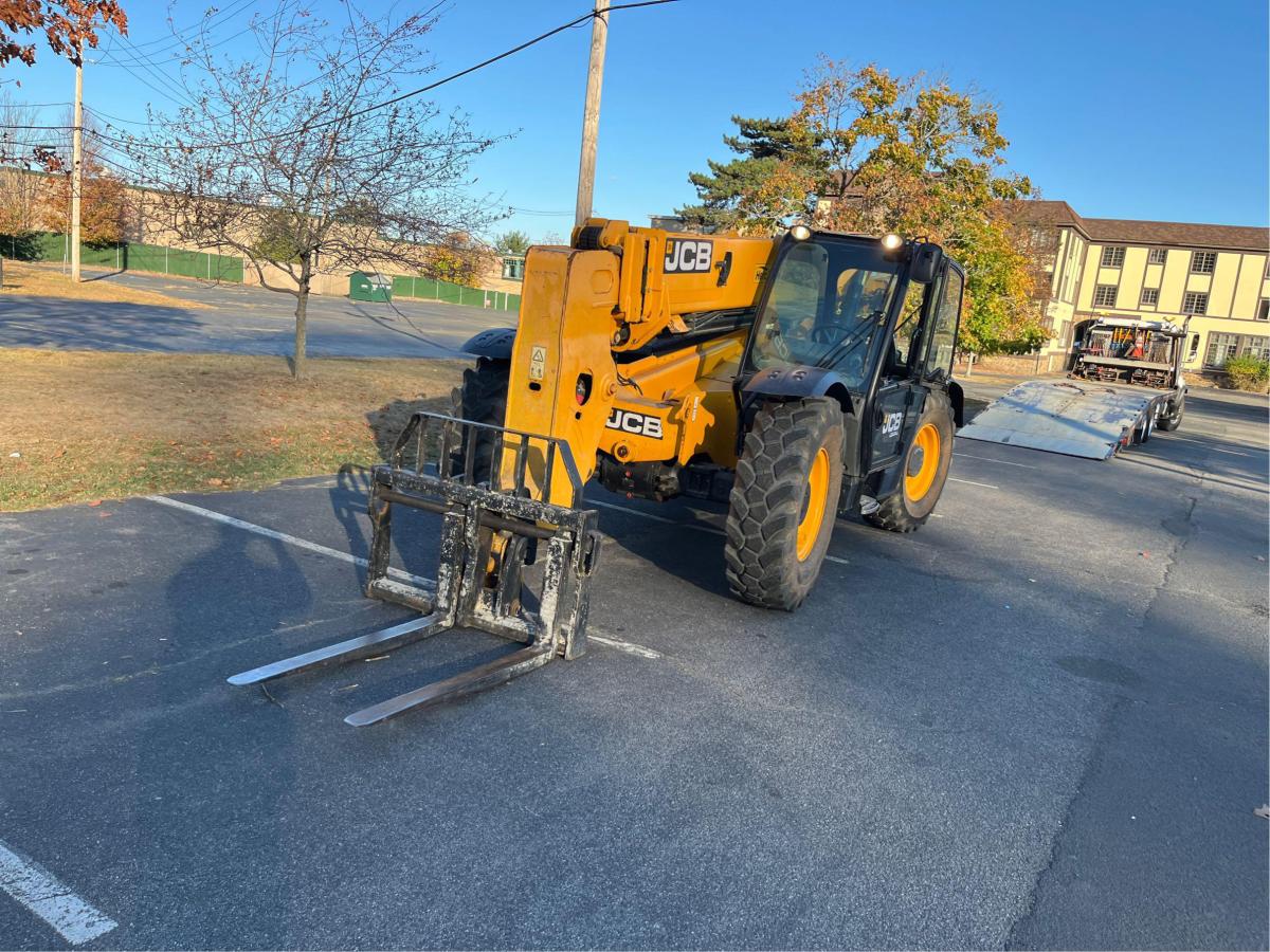 2019 JCB 507-42