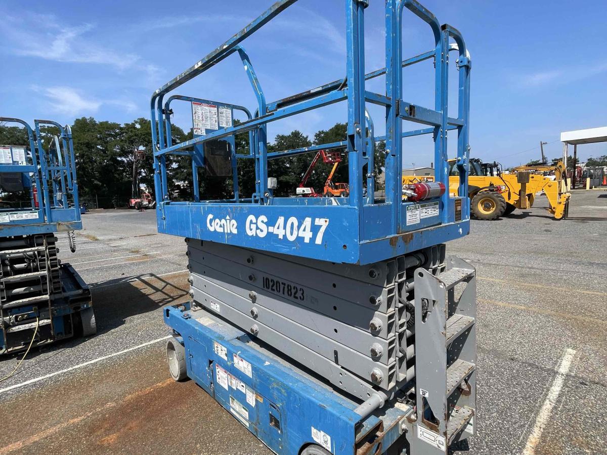 2017 Genie GS-4047-5
